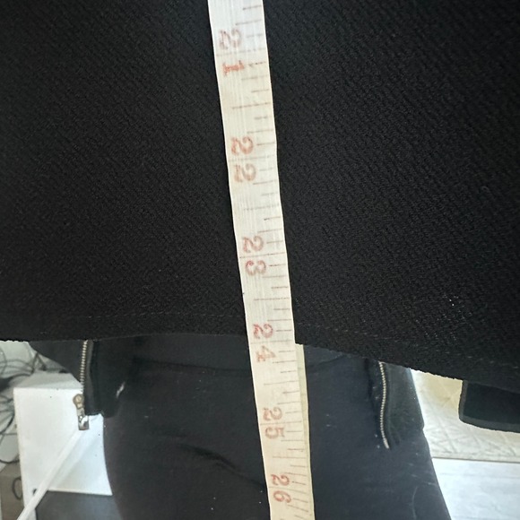 Opening Ceremony Black‎ V-Neck Sleeveless Top Asymmetrical Ruffle Hem Size 4 - Picture 6 of 7